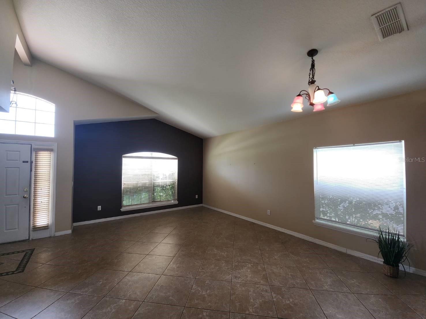 302 CLYDESDALE CIRCLE