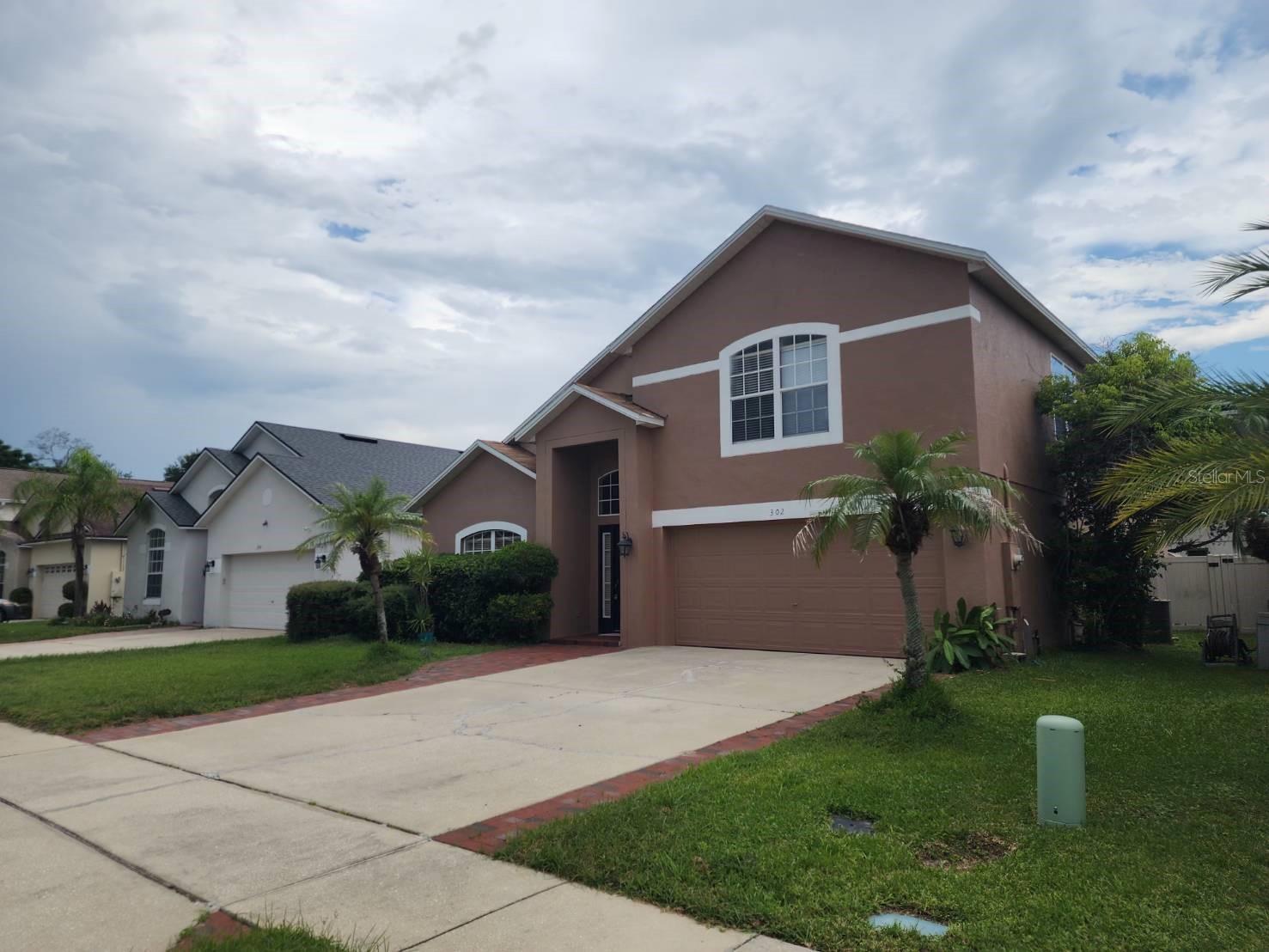 302 CLYDESDALE CIRCLE