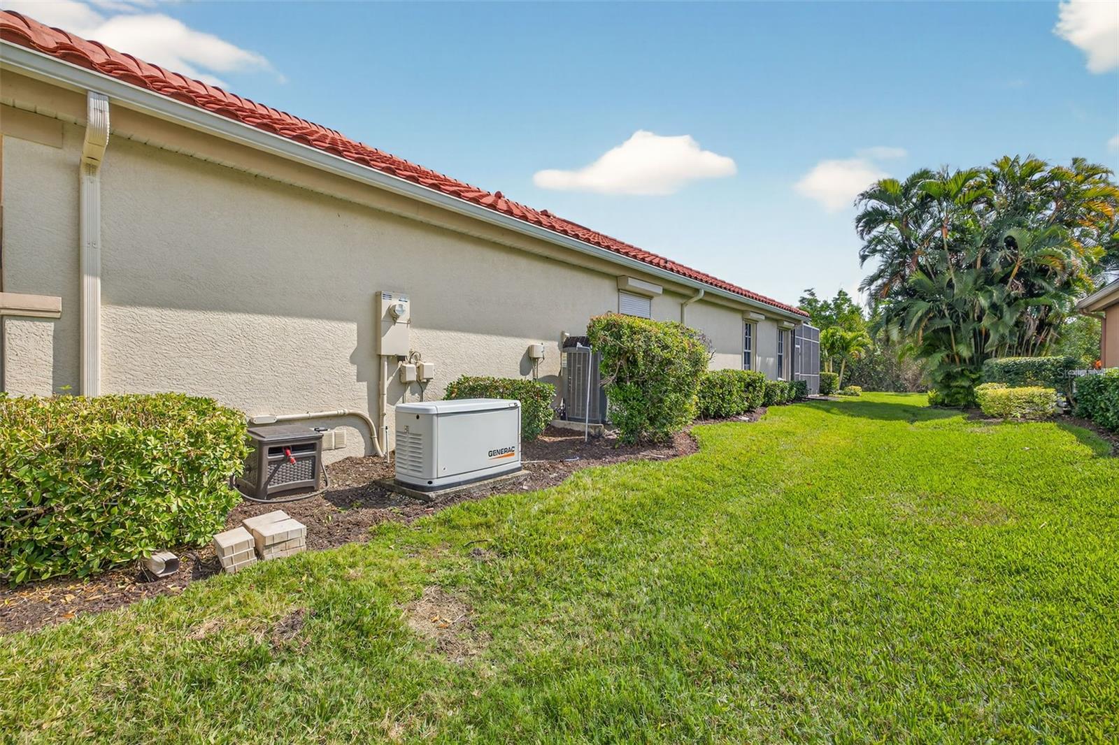 MYAKKA POINTE AT RIVERWOOD - Residential