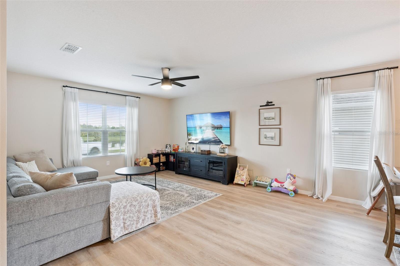 1172 SILVERBELL TRAIL