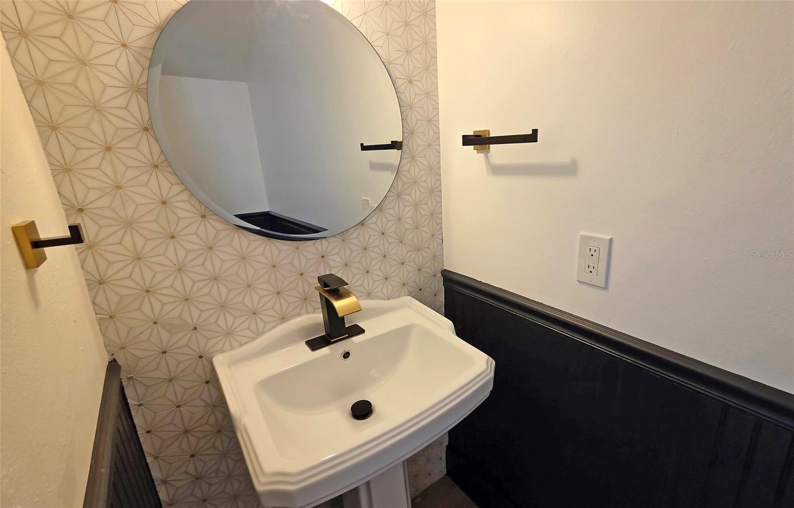 PHILLIPPI HI - Residential