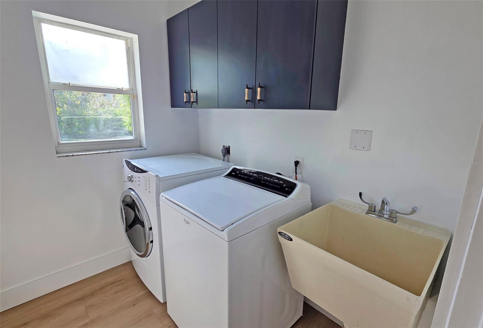 PHILLIPPI HI - Residential