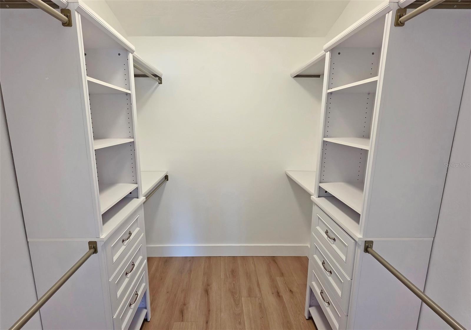 PHILLIPPI HI - Residential