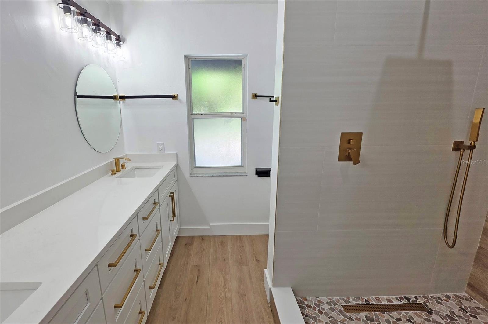 PHILLIPPI HI - Residential