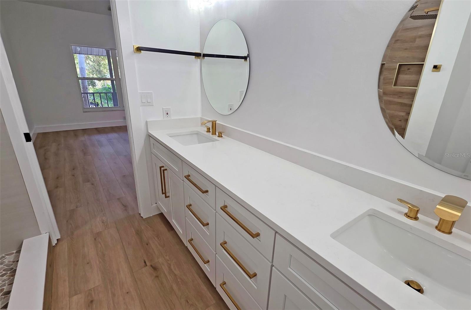 PHILLIPPI HI - Residential