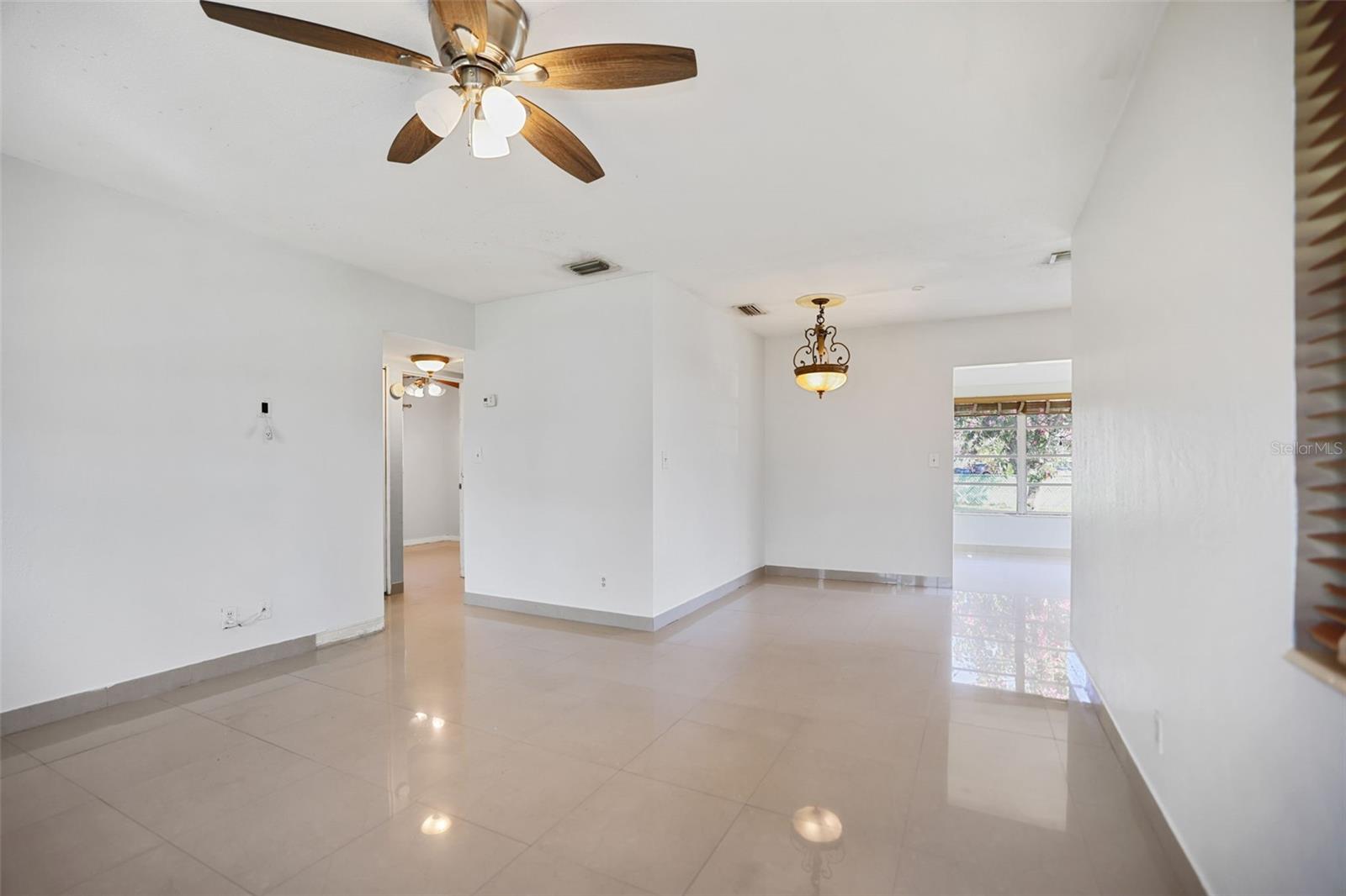 GOLDEN CREST - Residential Lease