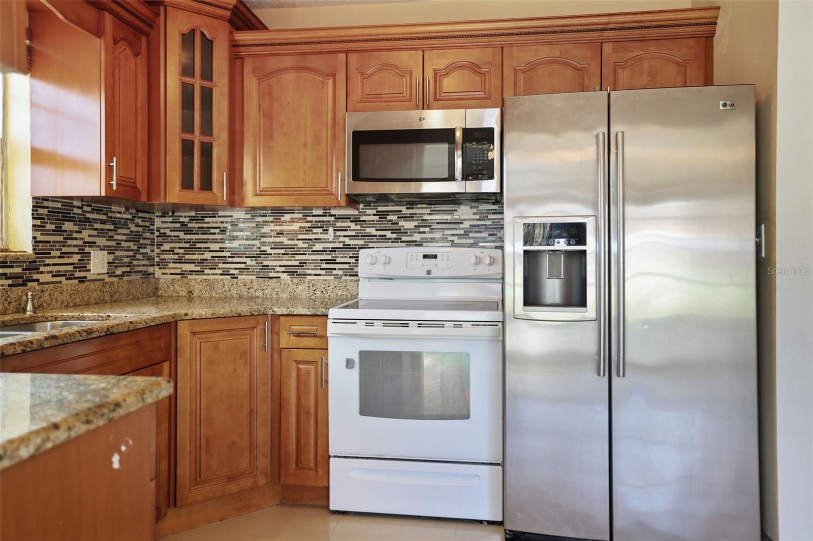 GOLDEN CREST - Residential Lease