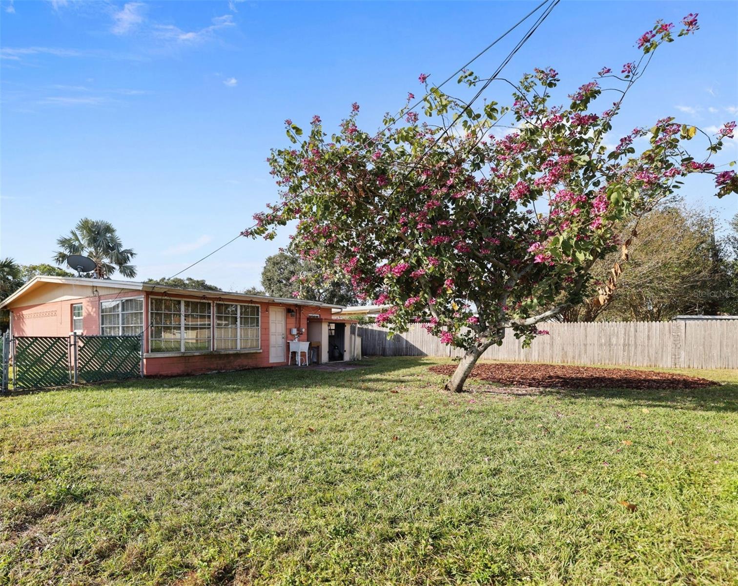 GOLDEN CREST - Residential Lease