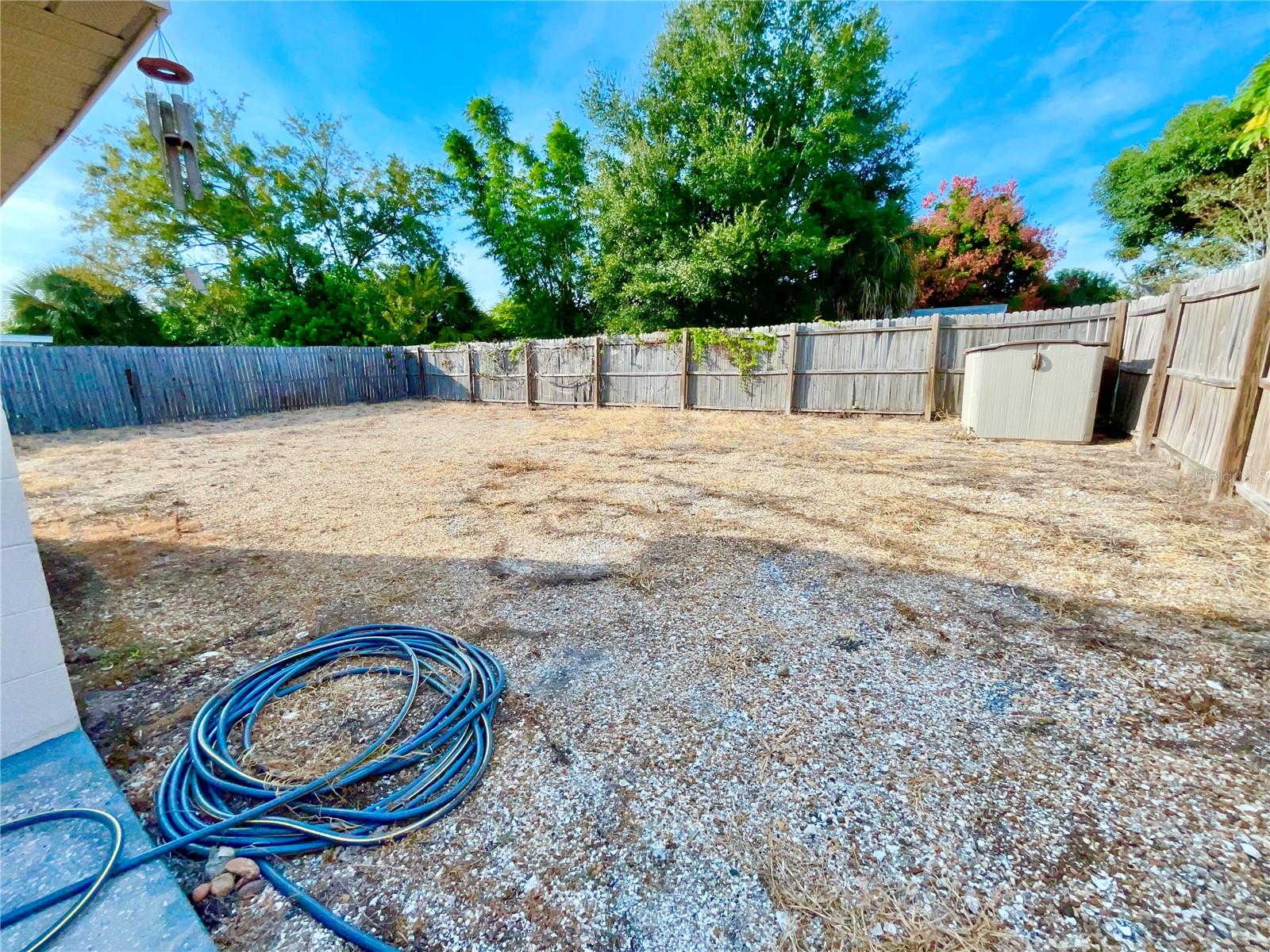 HOLIDAY GARDEN ESTATES UNIT 1 - Residential Lease