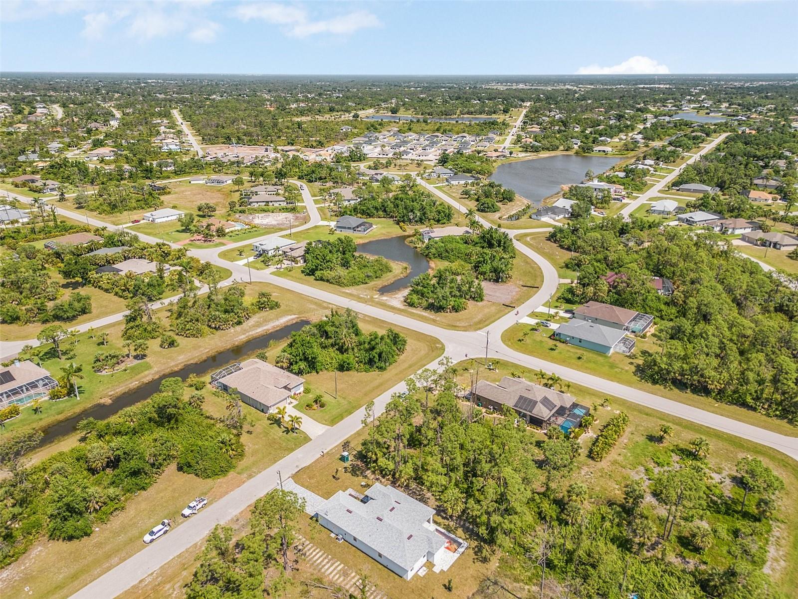 ROTONDA LAKES - Residential