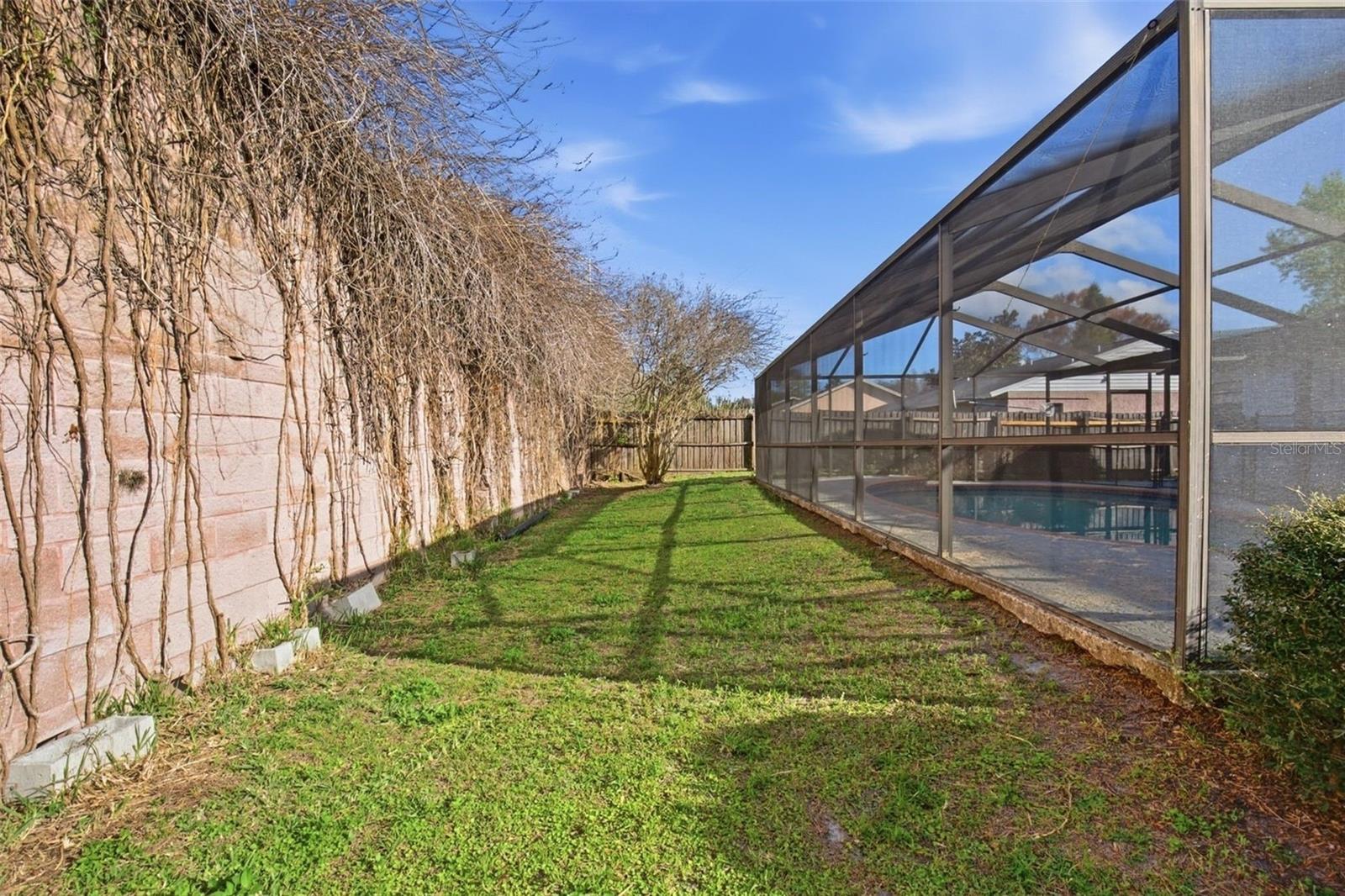 COUNTRY PLACE WEST UNIT IV - Residential