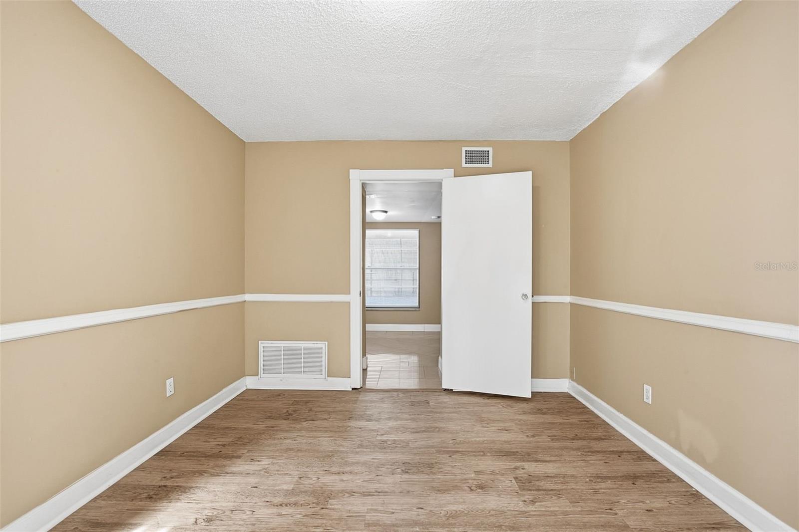 COUNTRY PLACE WEST UNIT IV - Residential