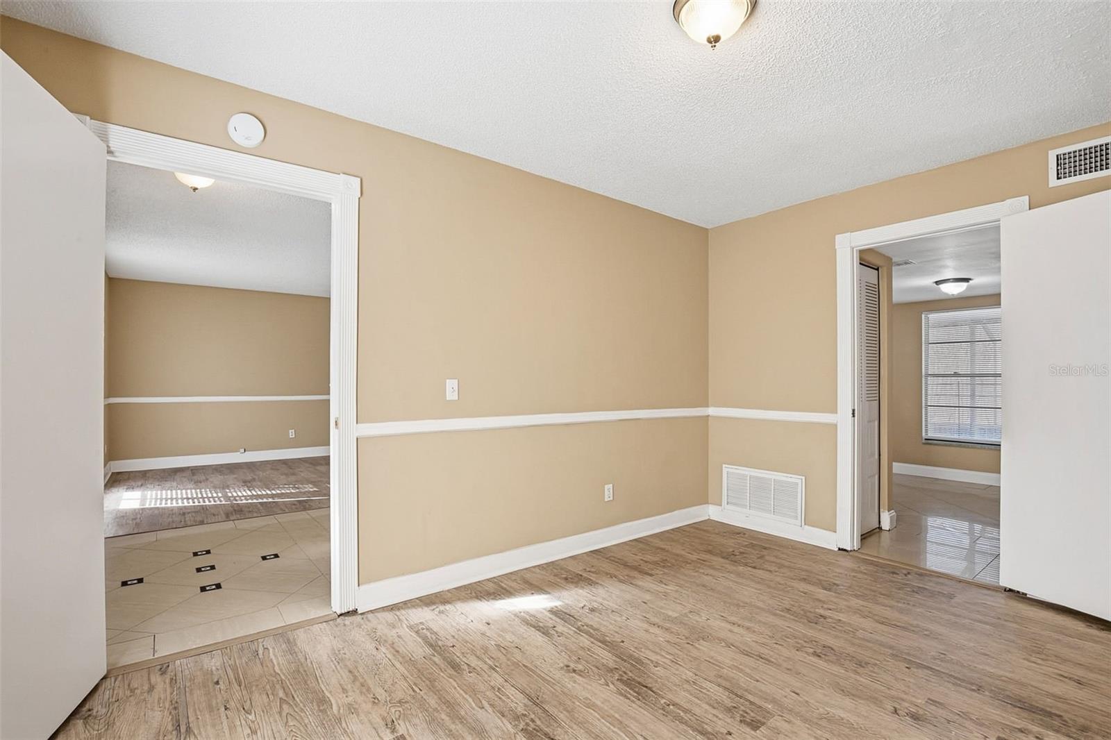 COUNTRY PLACE WEST UNIT IV - Residential