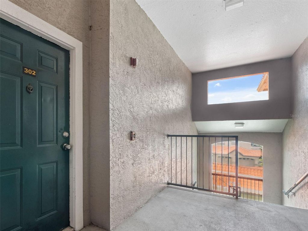 Photo of 18107 Peregrines Perch Place #6302, Lutz, FL 33558 (MLS # TB8407448)