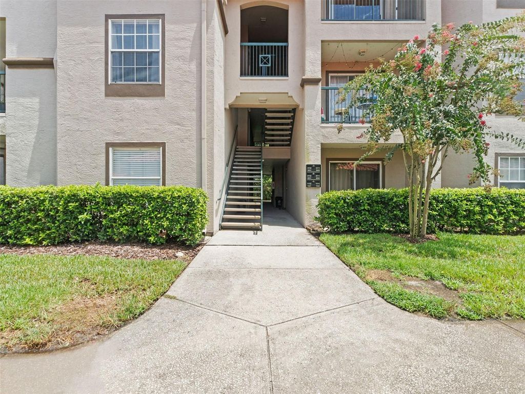 Photo of 18107 Peregrines Perch Place #6302, Lutz, FL 33558 (MLS # TB8407448)