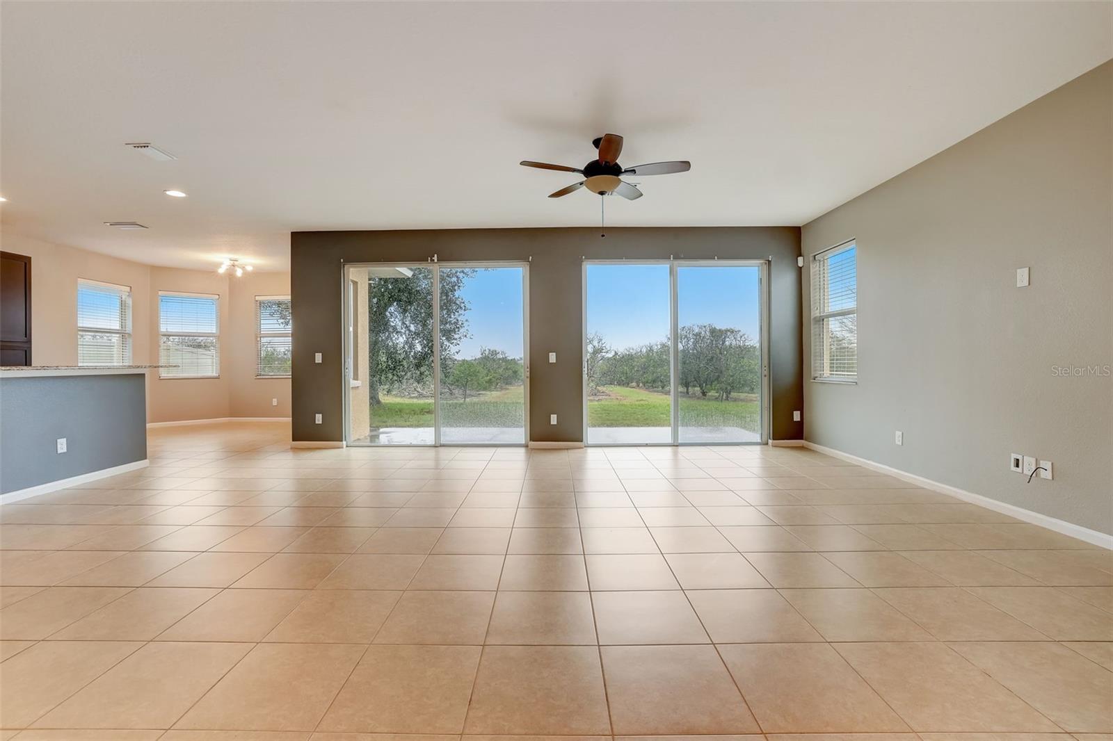 GREATER LAKES PH 01 - Residential