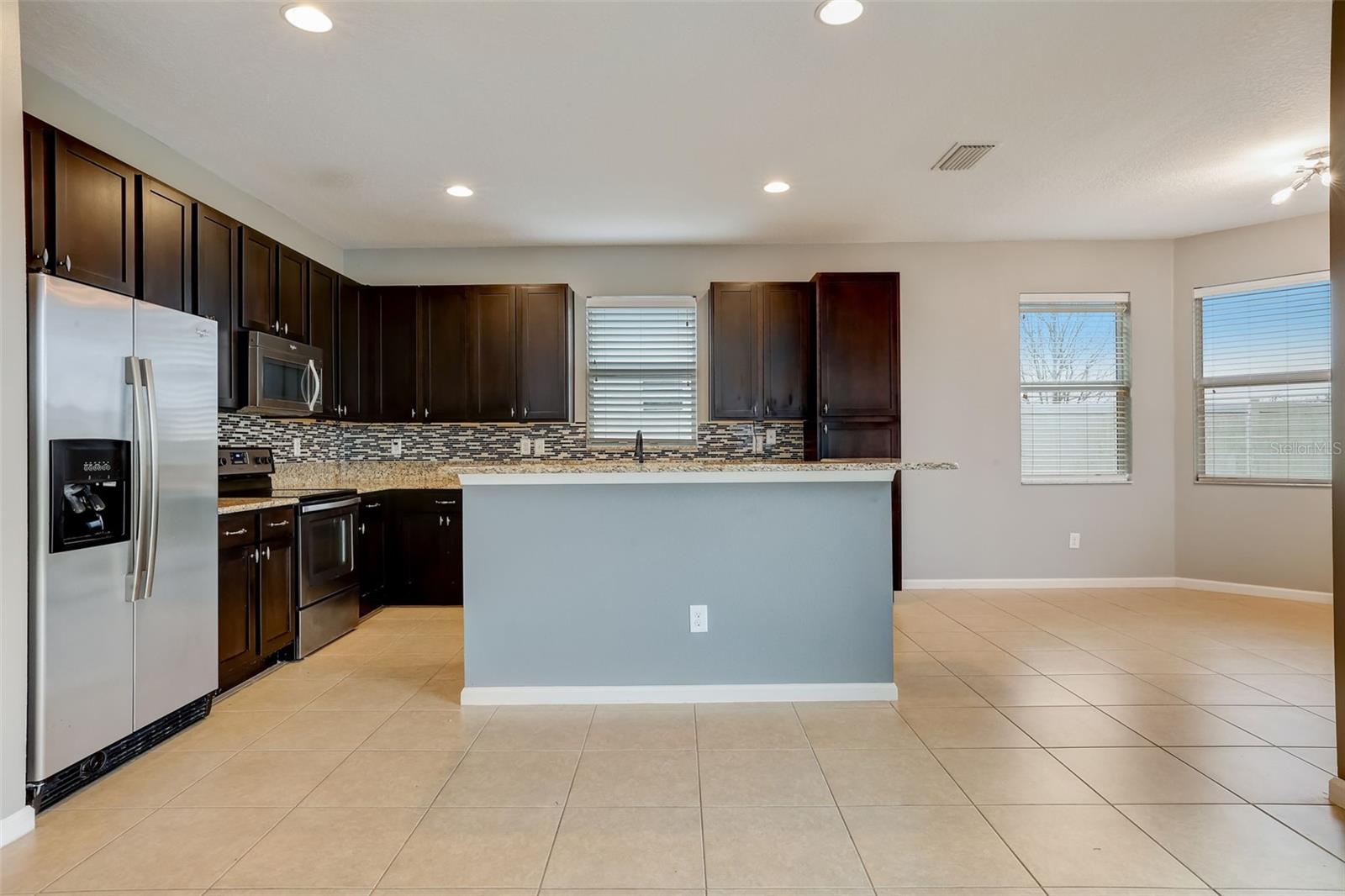 GREATER LAKES PH 01 - Residential