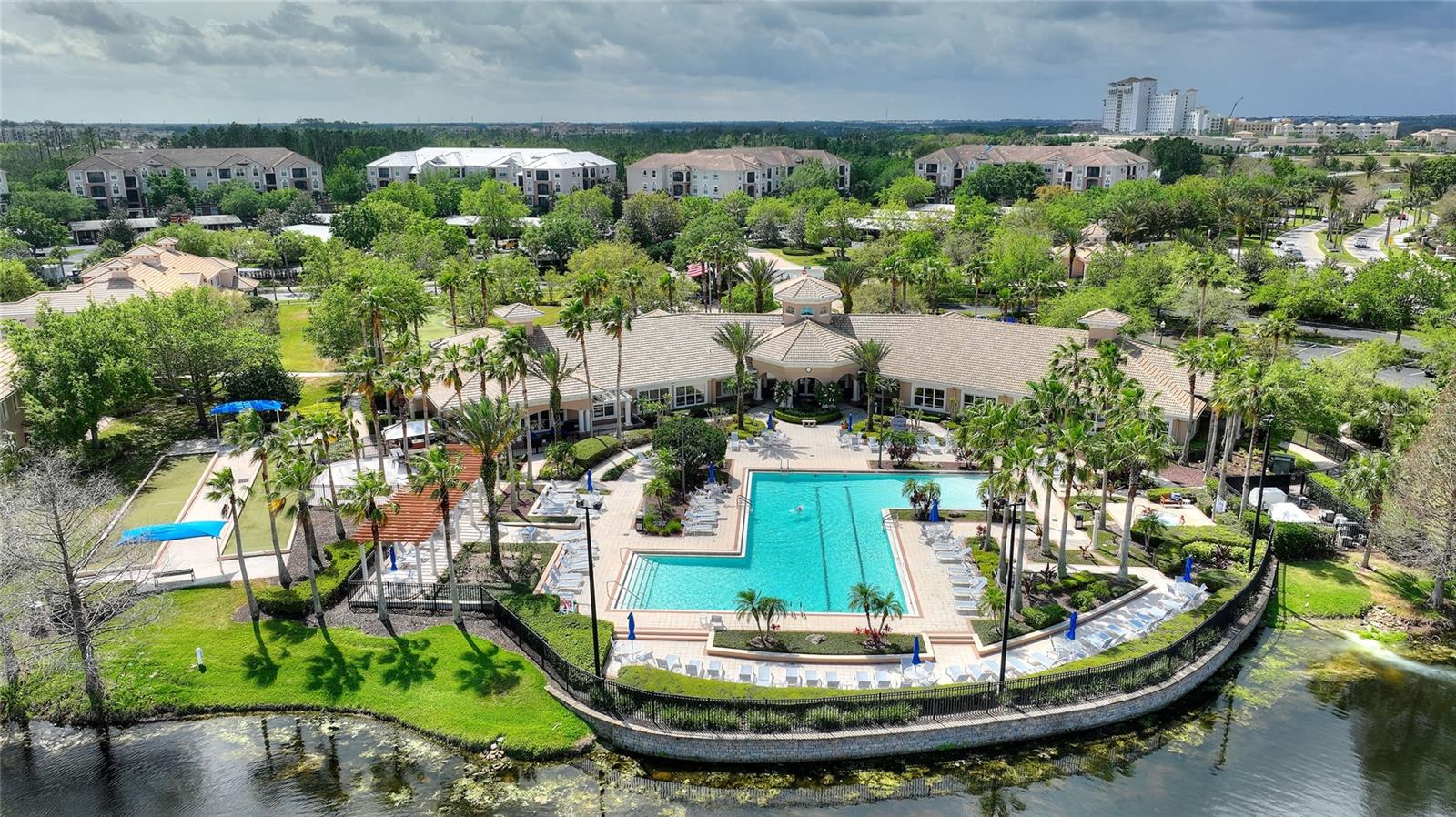 PROMENADES AT BELLATRAE CONDO PH 4 BLDG 25 - Residential