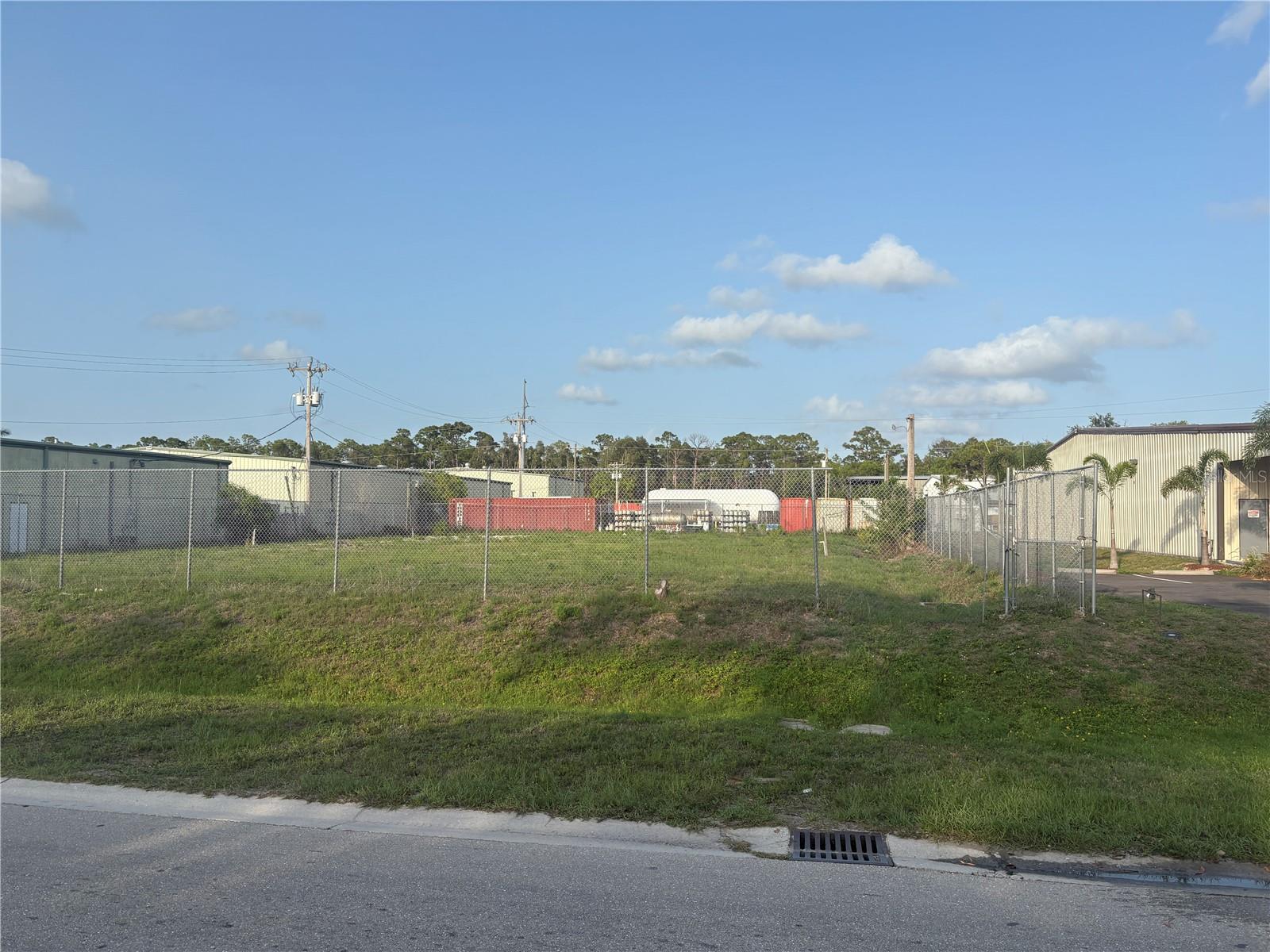 CAPE CORAL LEE COUNTY INDUST PARK - Land
