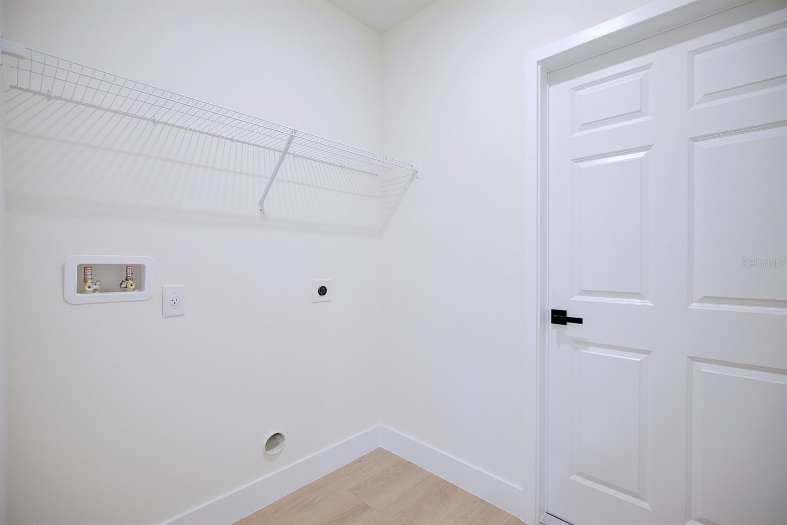 SUN N LAKE - Residential