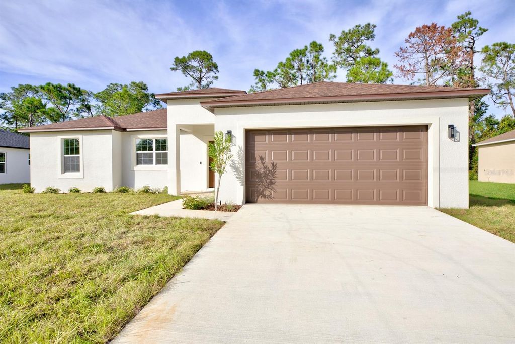Photo of 8724 Capilla Street, Sebring, FL 33872 (MLS # L4957295)