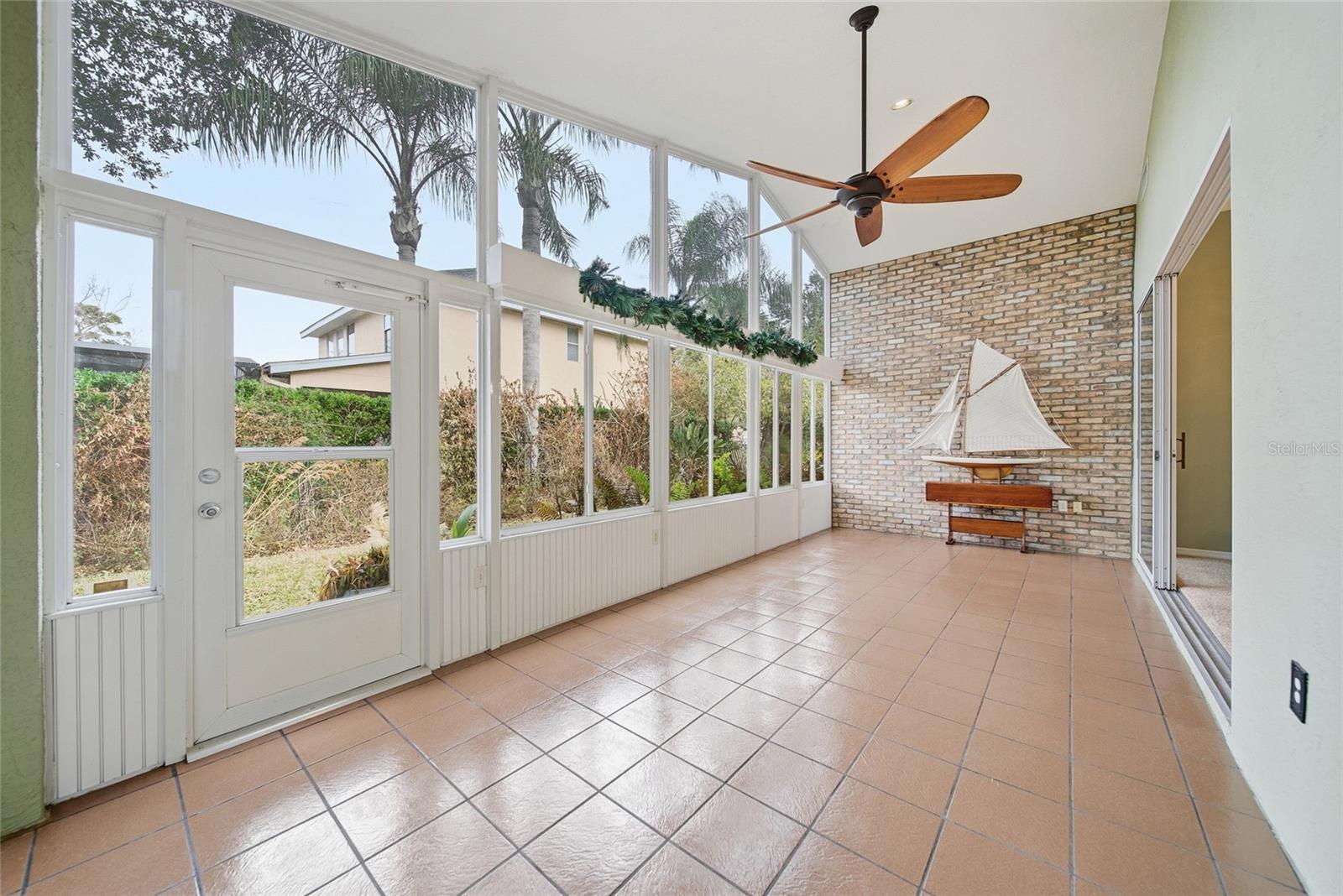 MOUNT DORA COUNTRY CLUB MOUNT DORA UNIT 01 - Residential