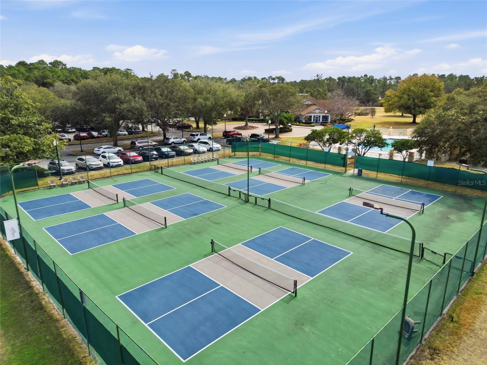 MOUNT DORA COUNTRY CLUB MOUNT DORA UNIT 01 - Residential