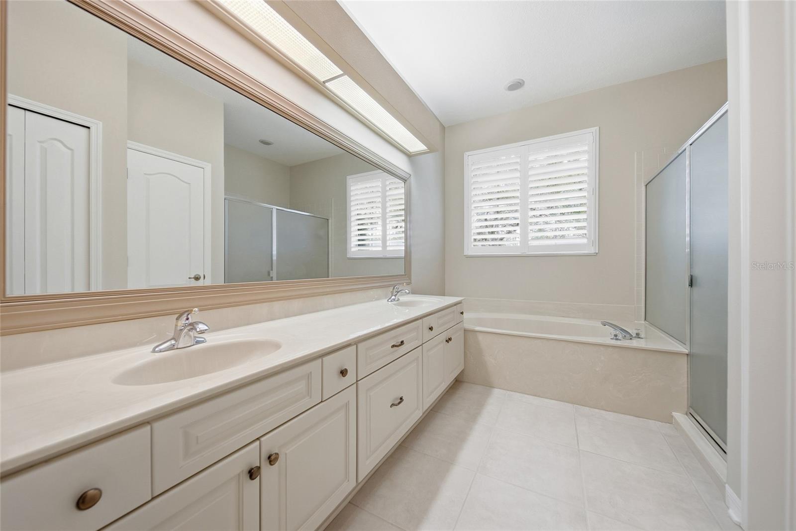 MOUNT DORA COUNTRY CLUB MOUNT DORA UNIT 01 - Residential