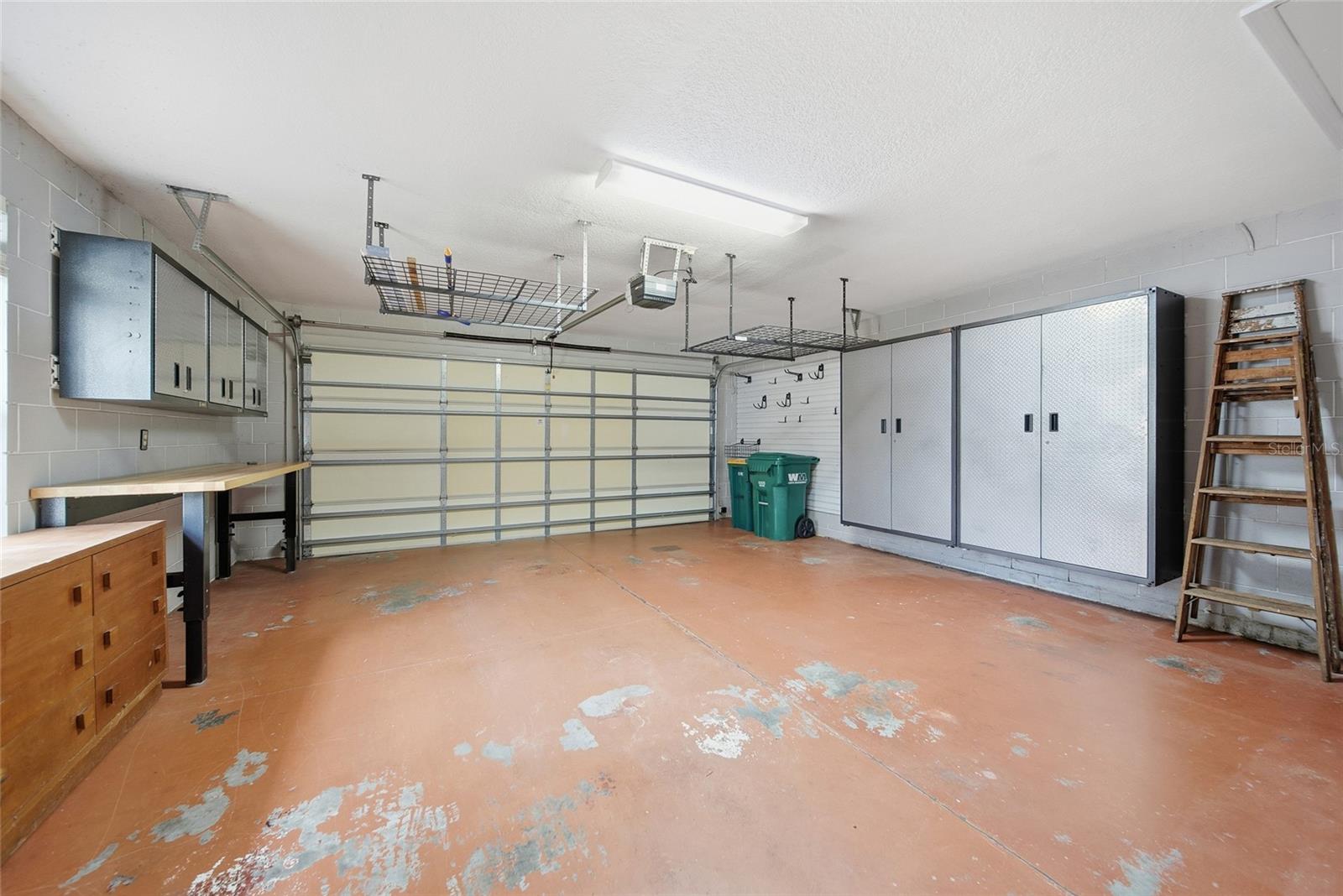 MOUNT DORA COUNTRY CLUB MOUNT DORA UNIT 01 - Residential