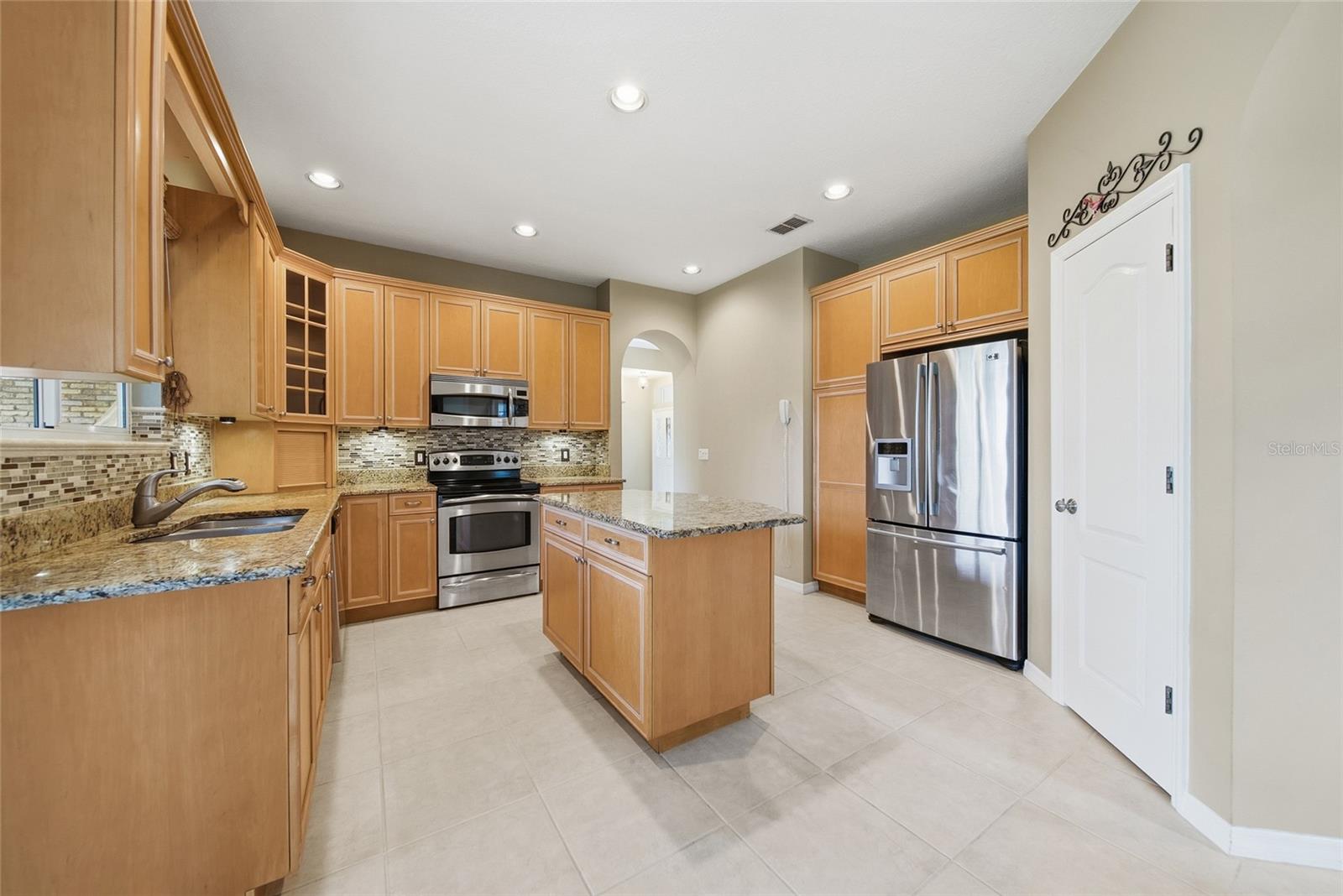 MOUNT DORA COUNTRY CLUB MOUNT DORA UNIT 01 - Residential