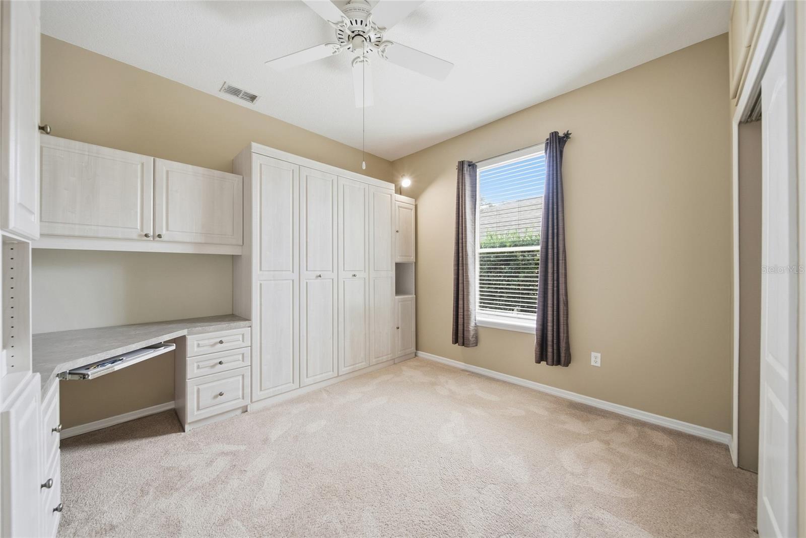 MOUNT DORA COUNTRY CLUB MOUNT DORA UNIT 01 - Residential