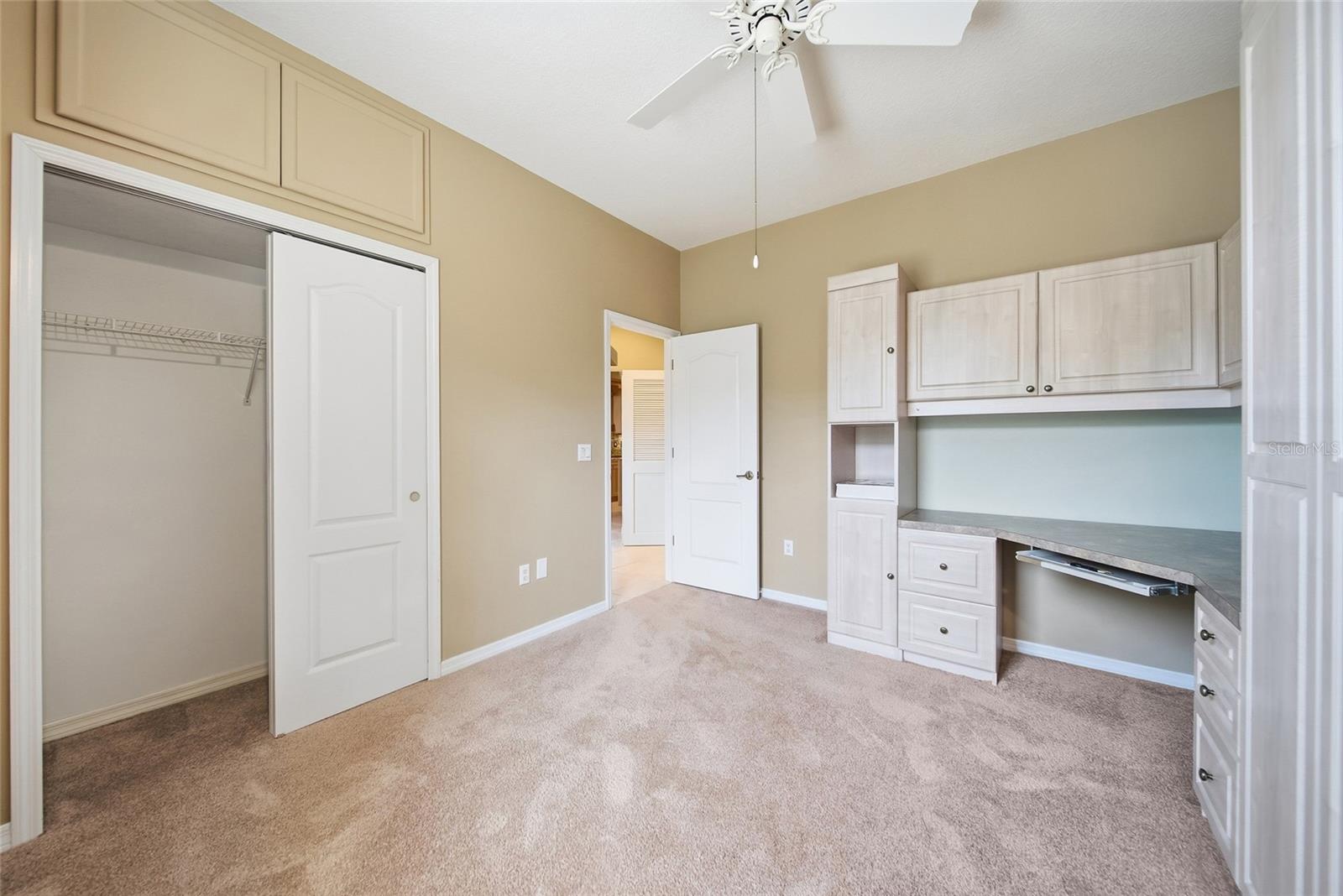 MOUNT DORA COUNTRY CLUB MOUNT DORA UNIT 01 - Residential