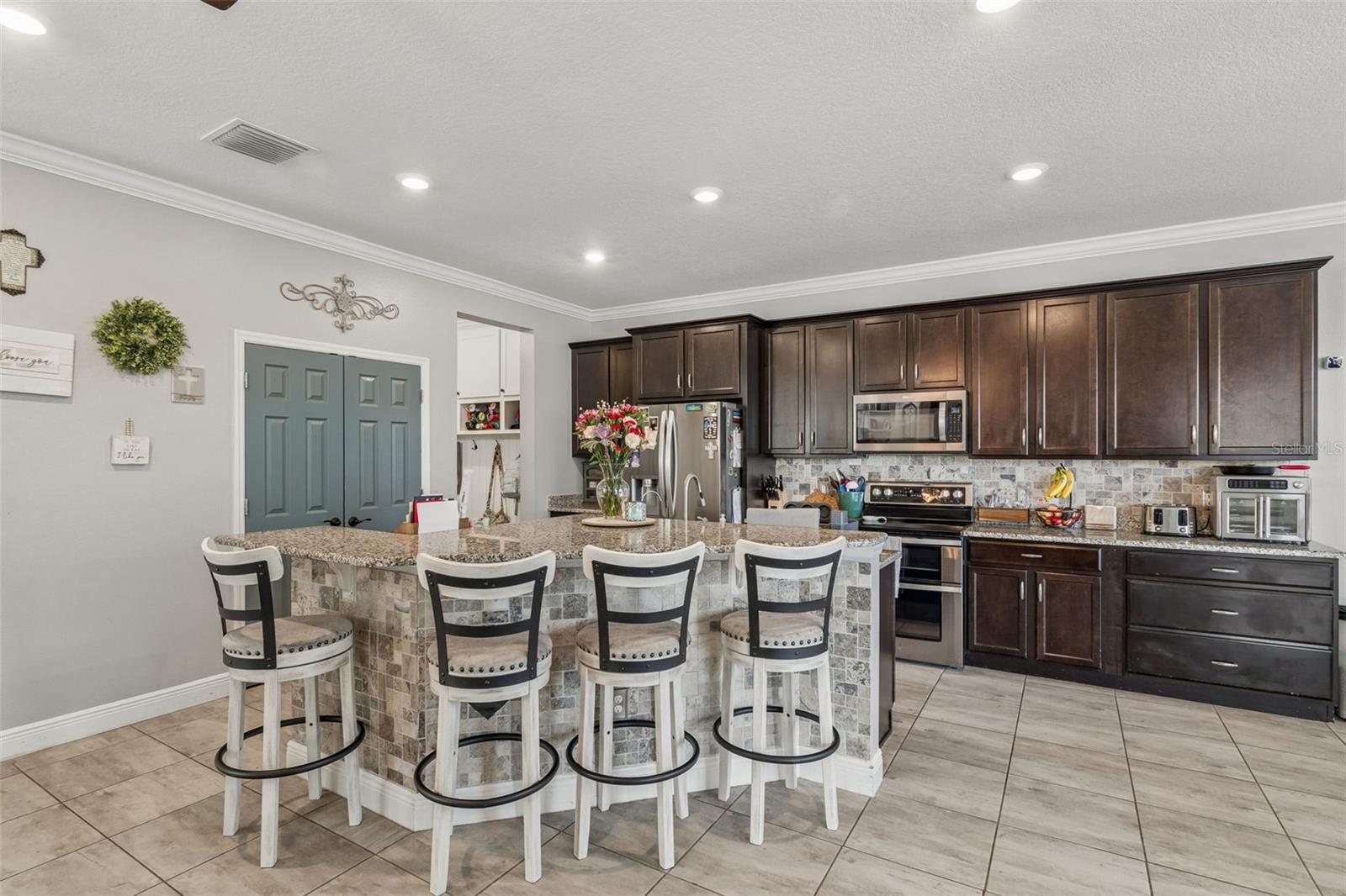 VILLAGES OF TRINITY LAKES - Residential