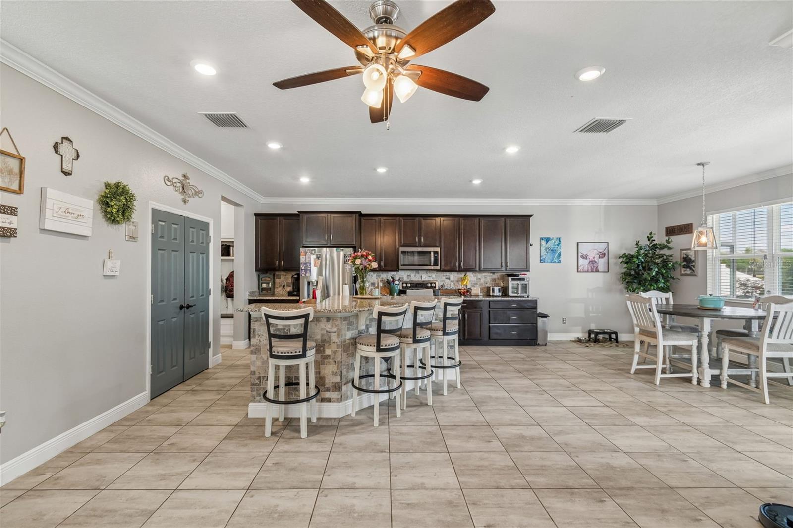 VILLAGES OF TRINITY LAKES - Residential