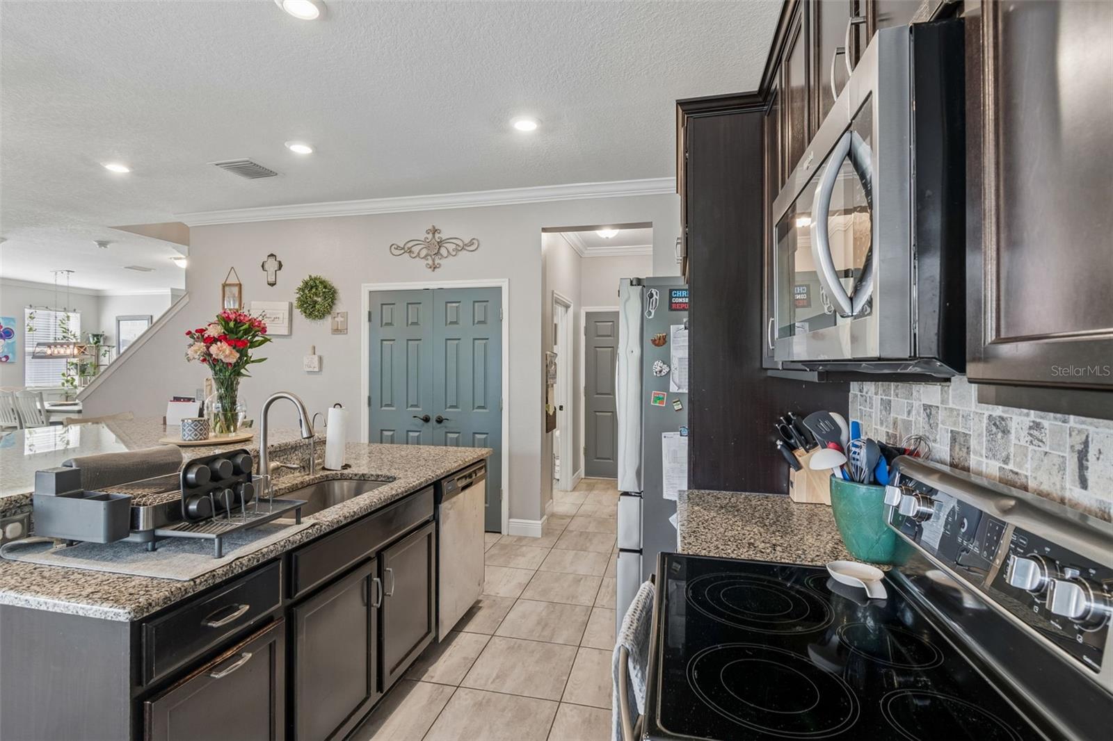 VILLAGES OF TRINITY LAKES - Residential