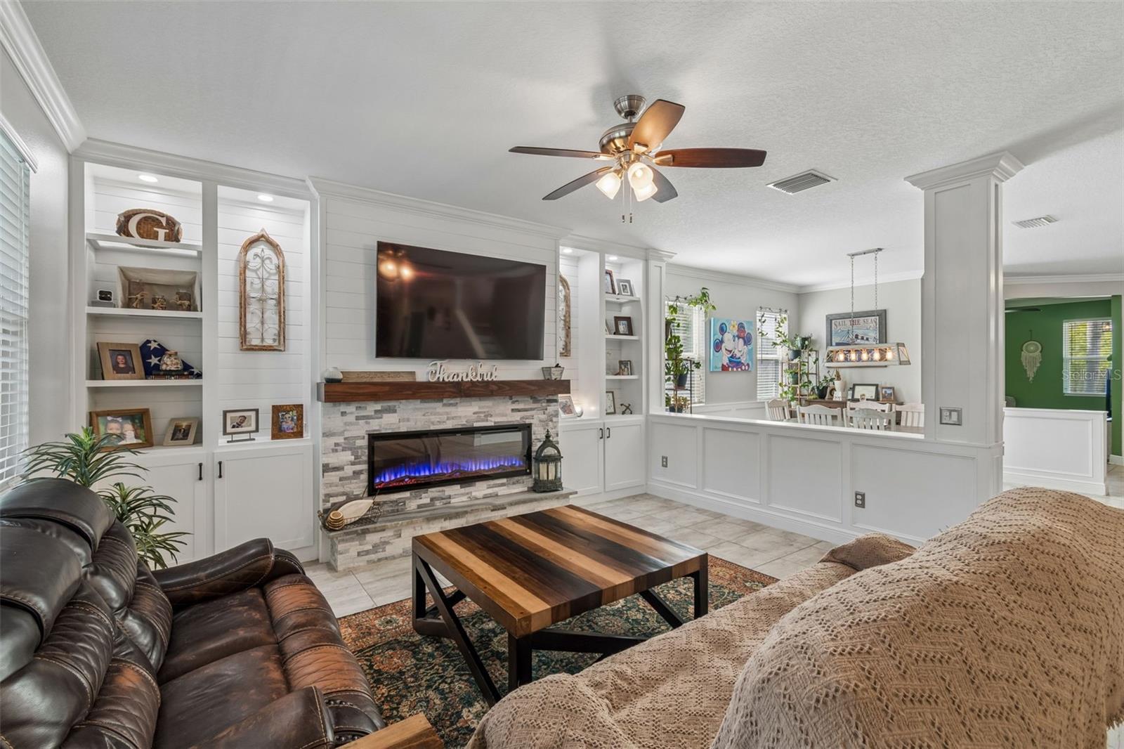 VILLAGES OF TRINITY LAKES - Residential