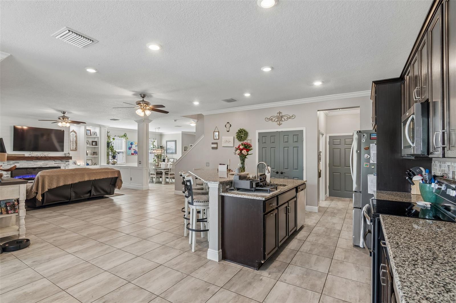 VILLAGES OF TRINITY LAKES - Residential