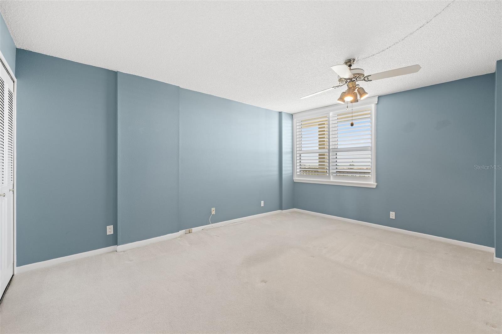 WEATHERLY THE CONDO - Residential Lease