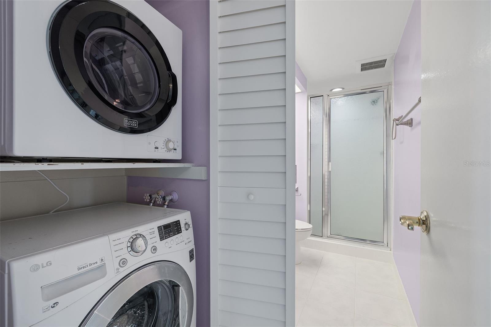 WEATHERLY THE CONDO - Residential Lease