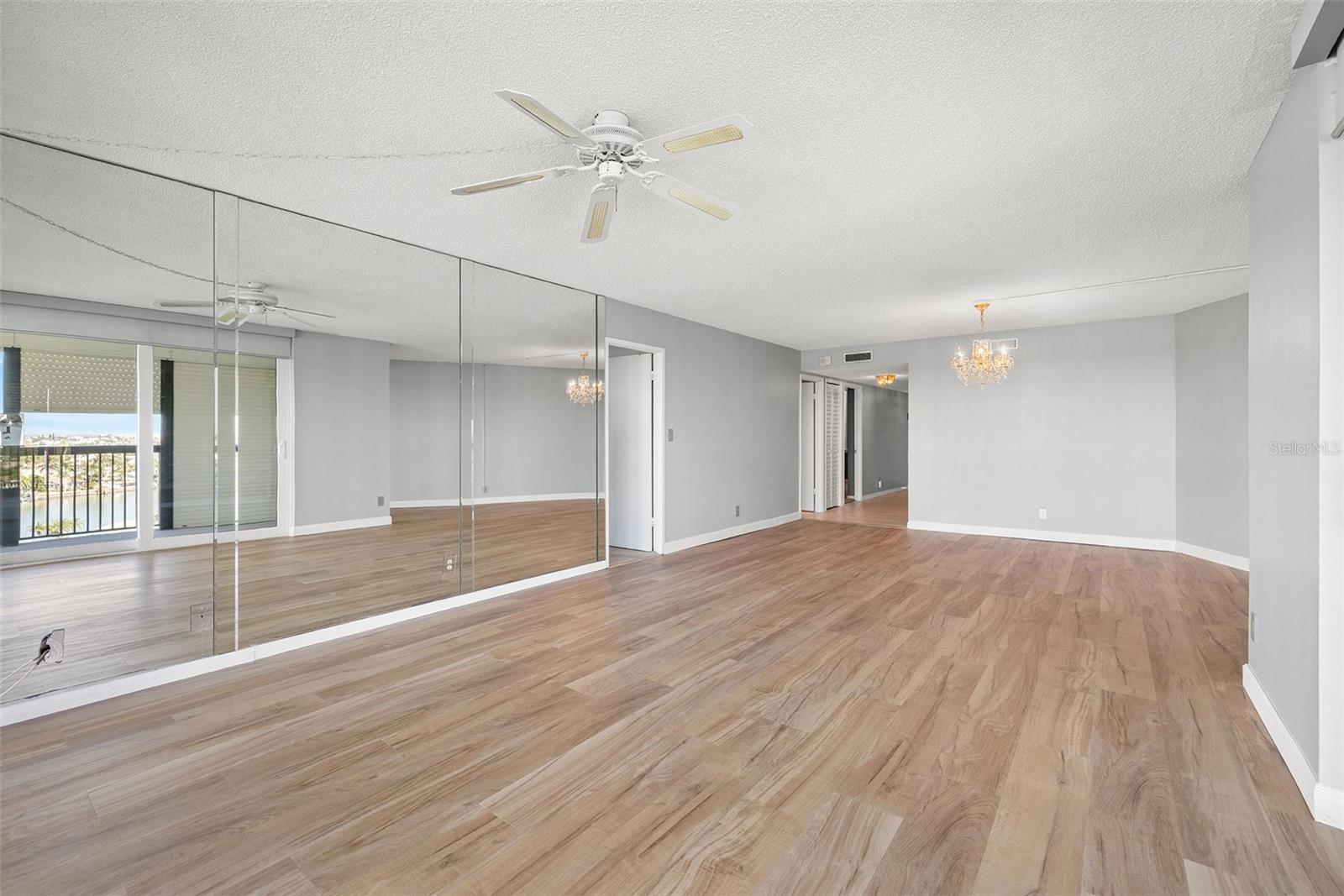 WEATHERLY THE CONDO - Residential Lease