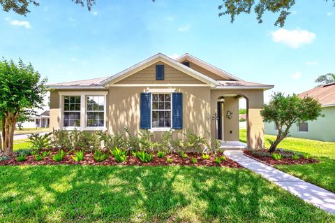 Photo of 13805 Tea Rose Drive, Orlando, FL 32828 (MLS # O6377053)