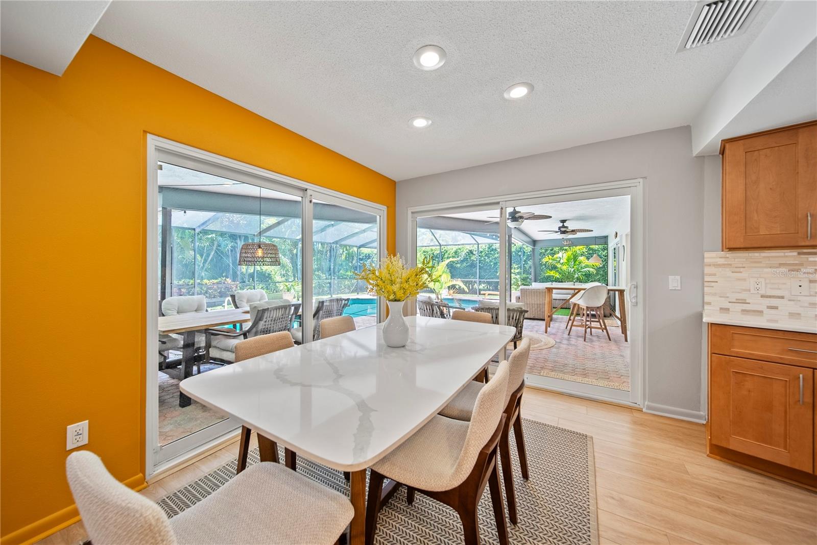 RAINBOW FARMS - Residential