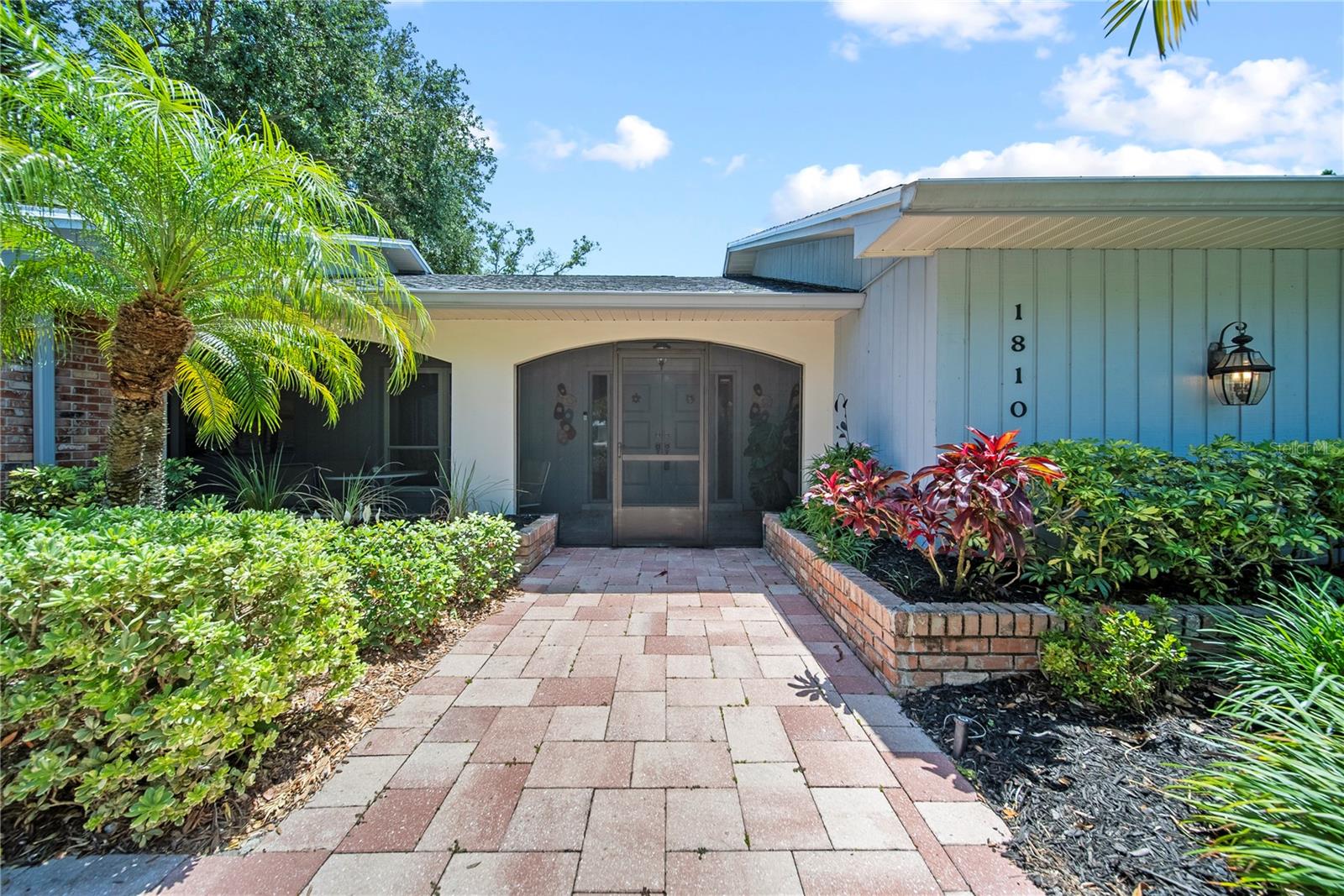 RAINBOW FARMS - Residential
