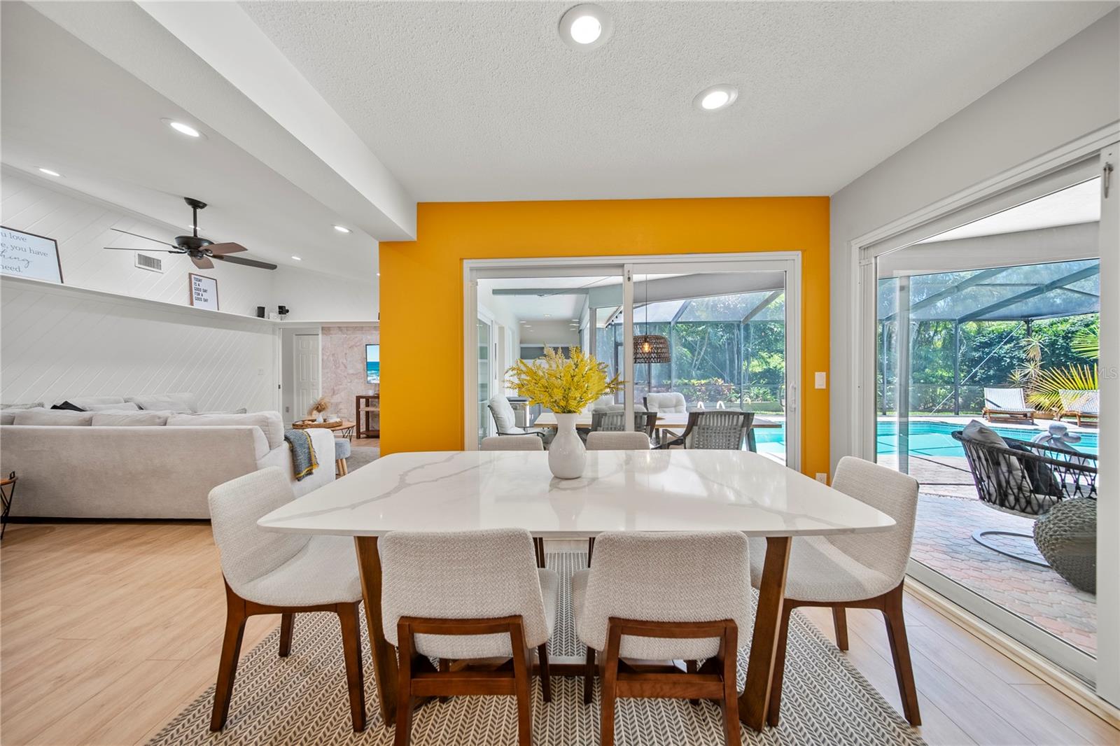RAINBOW FARMS - Residential