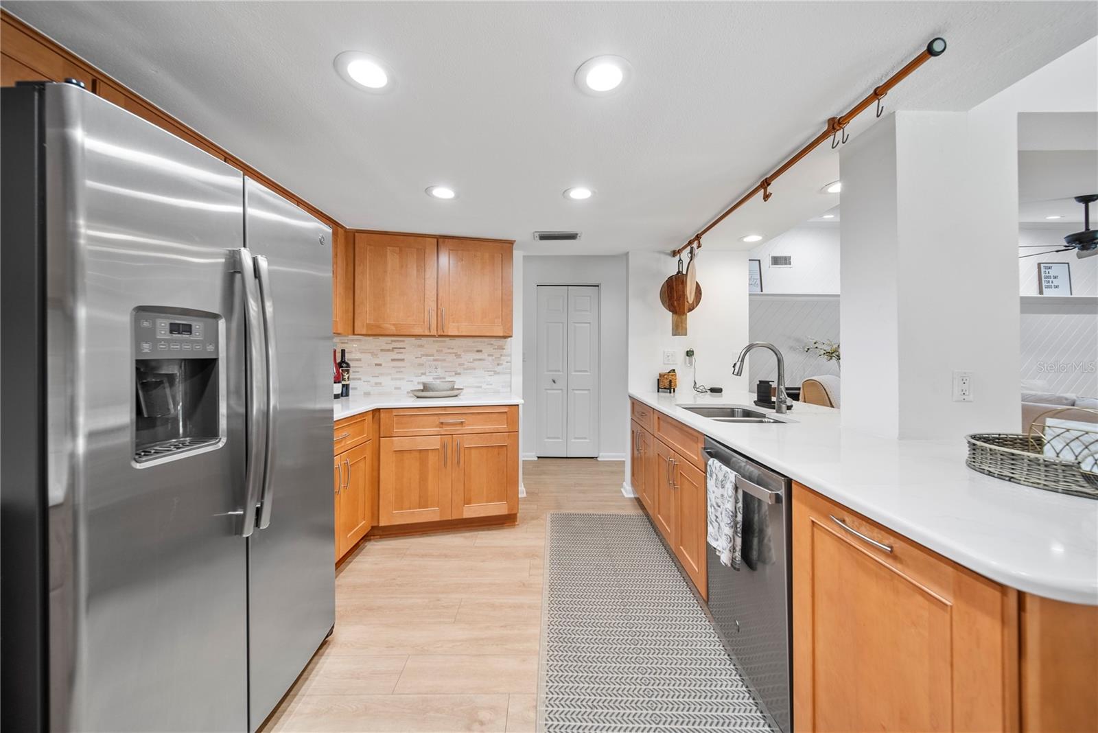 RAINBOW FARMS - Residential