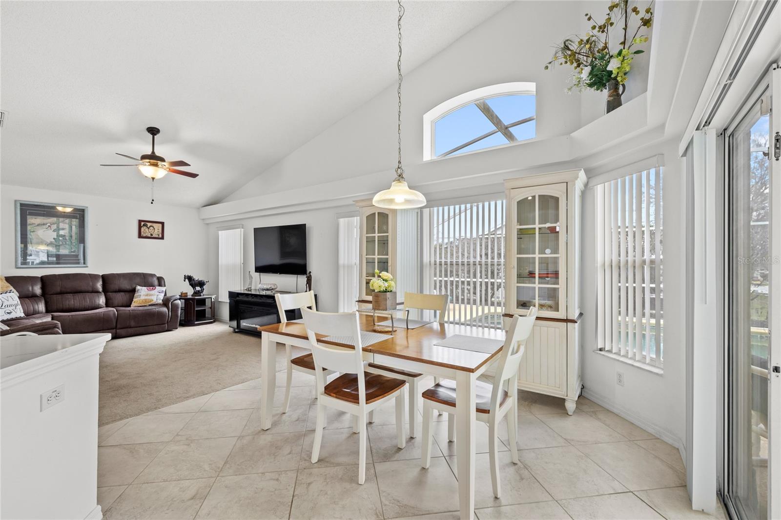 HAMPTON ESTATES - Residential