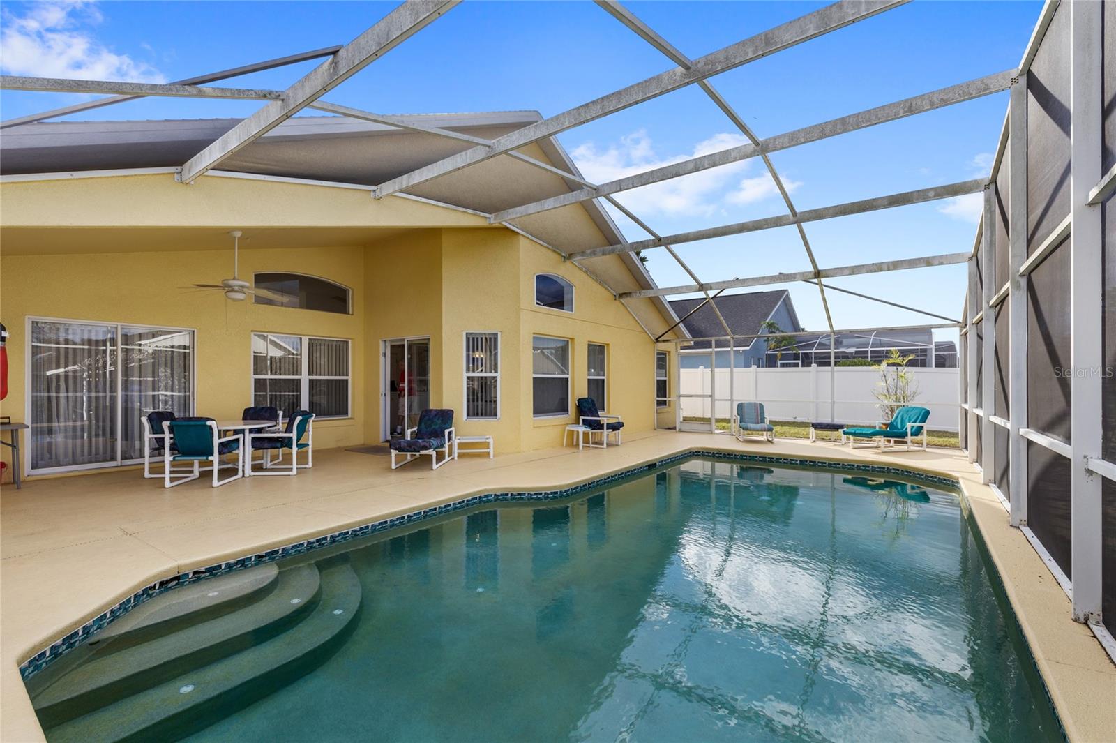 HAMPTON ESTATES - Residential