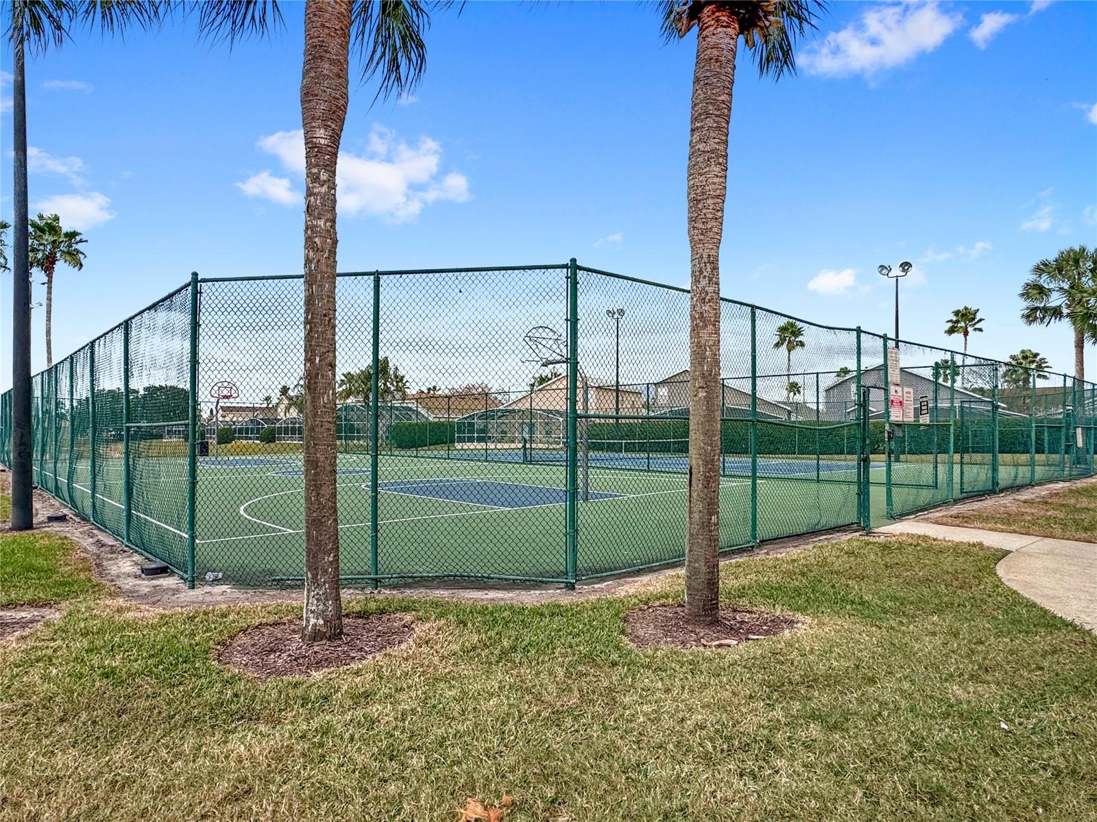 HAMPTON ESTATES - Residential