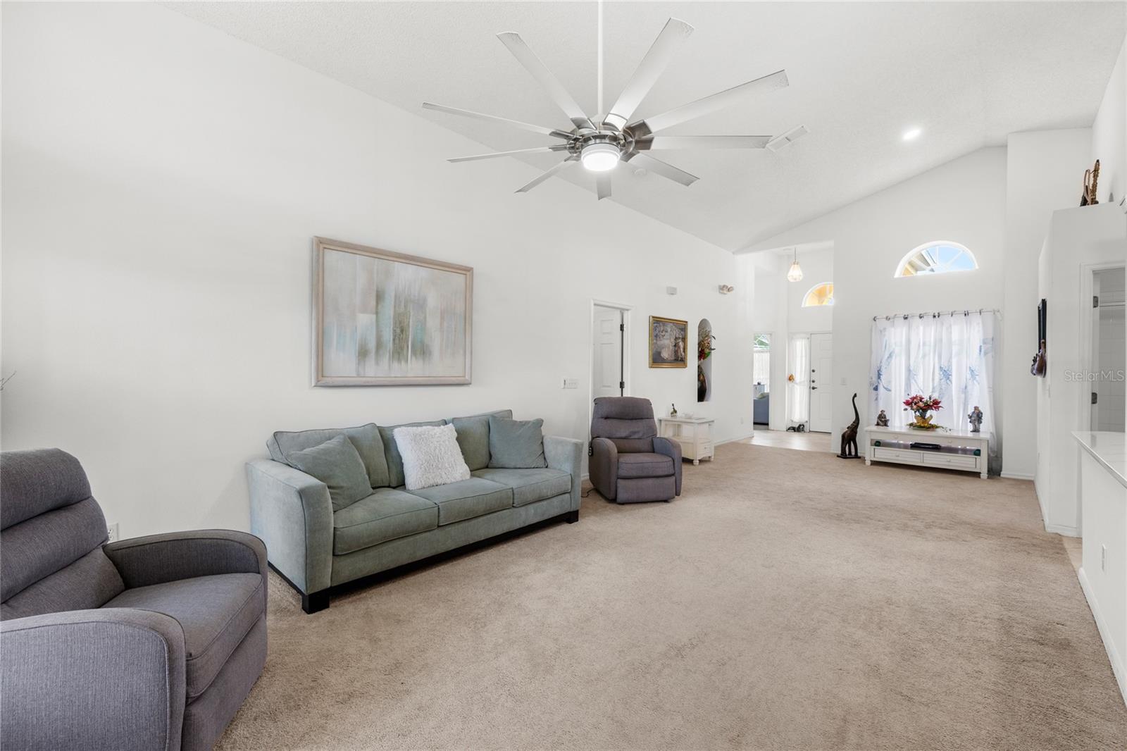 HAMPTON ESTATES - Residential