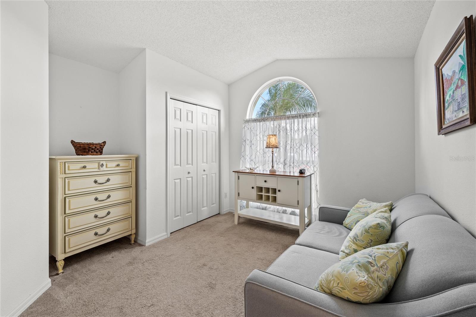 HAMPTON ESTATES - Residential